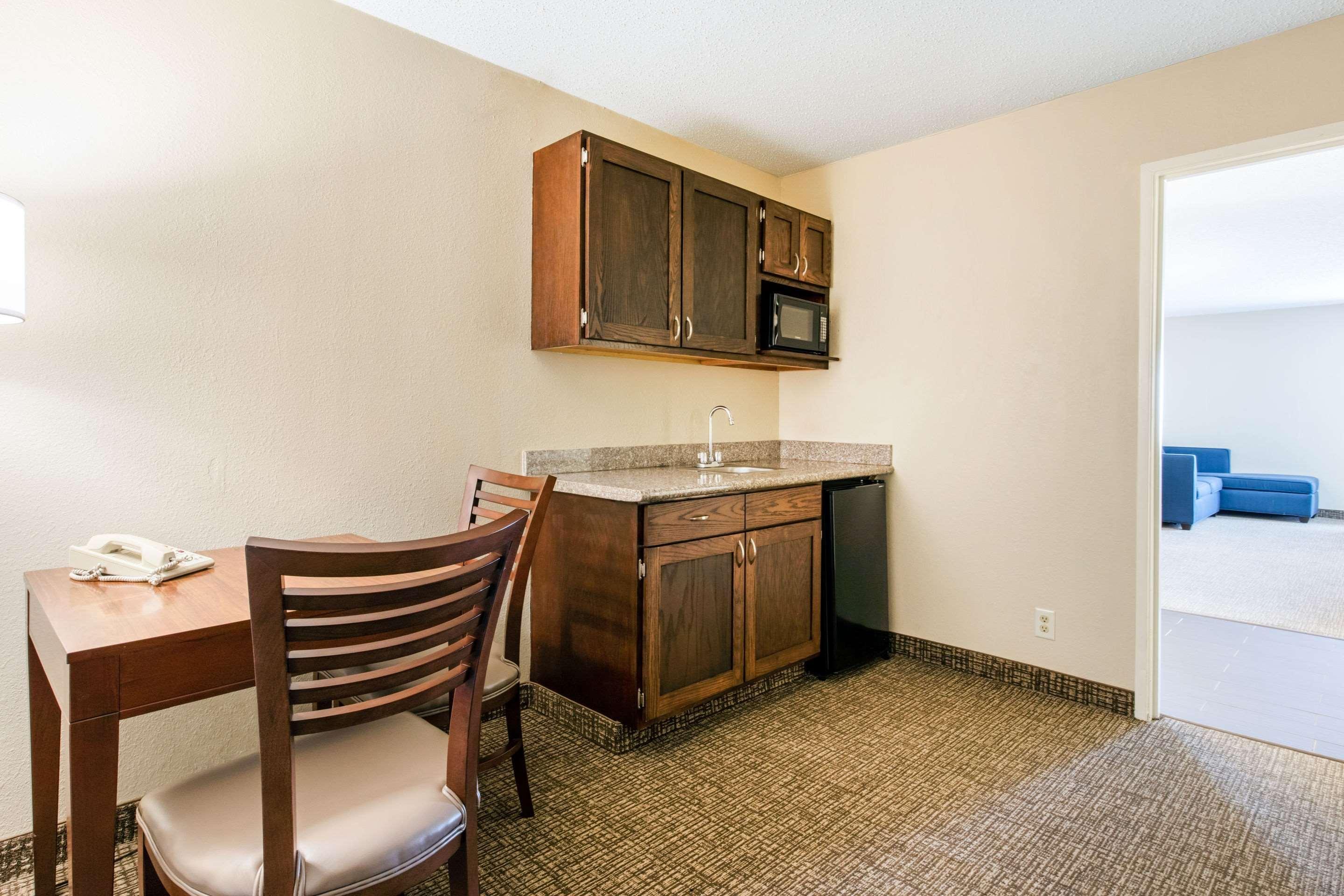 Comfort Inn & Suites Airport Little Rock Eksteriør billede