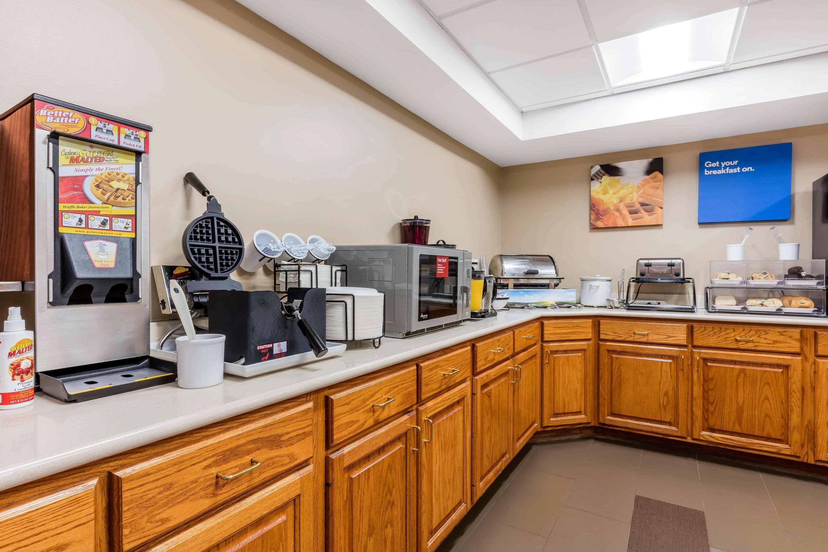 Comfort Inn & Suites Airport Little Rock Eksteriør billede