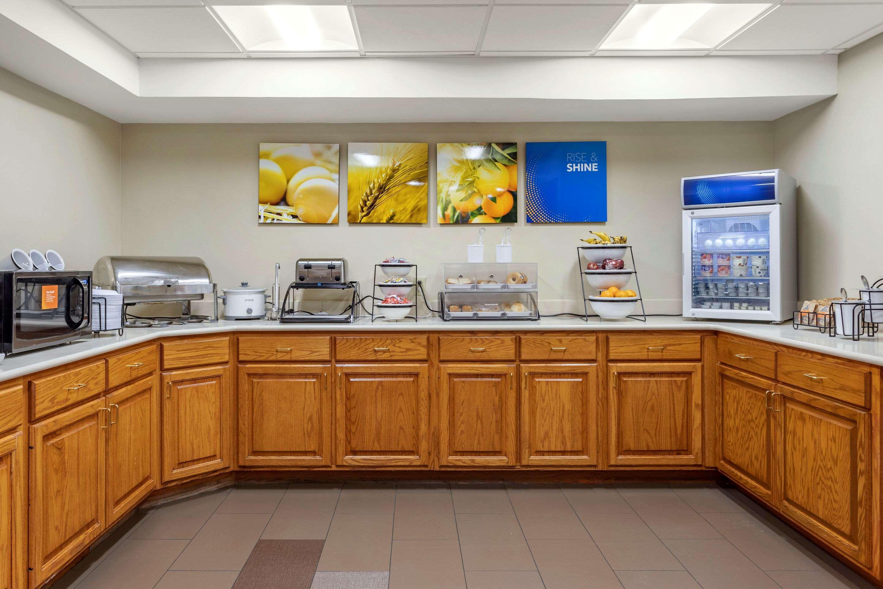 Comfort Inn & Suites Airport Little Rock Eksteriør billede
